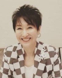 吉川美代子 経歴